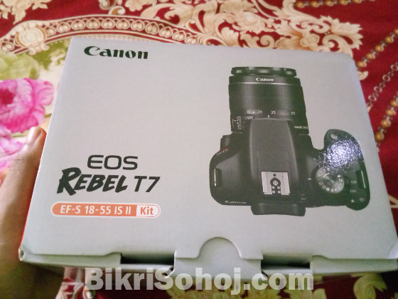 Canon ribel T7